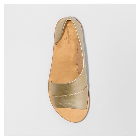 NWT Universal Thread Asymmetrical Slide Sandals - Picture 2 of 7